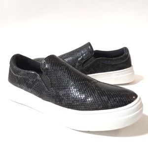 Coconuts by Matisse Women's Harry Snakeskin Platform Slip-On Sneakers Size 9